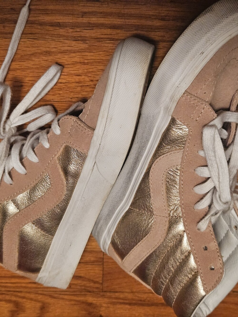 Vans Women's Metallic Rose Gold and Blush Suede Sneakers